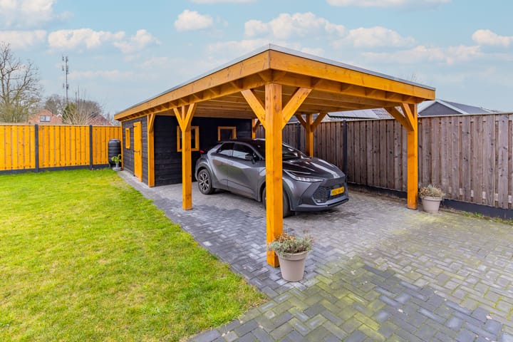 Foto 44 van Van Sonoystraat 30