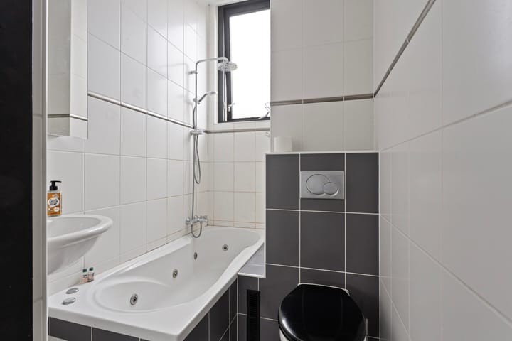 Photo 16 of Van Haersmasingel 12