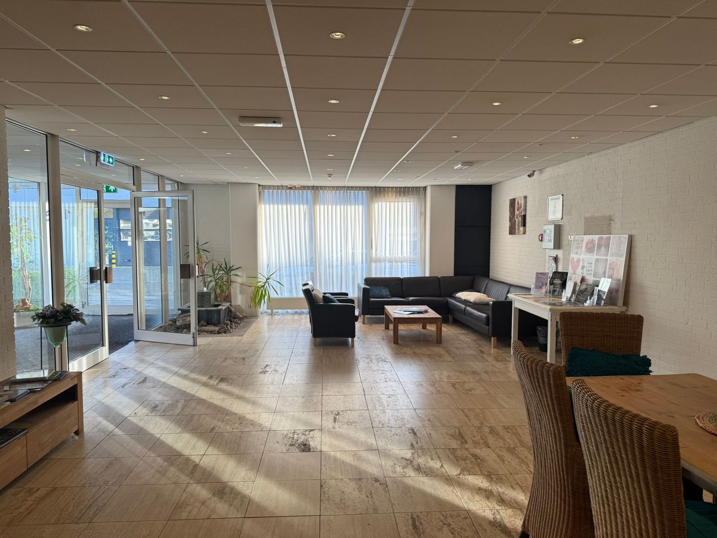 Bekijk foto 4 van Sutton 15