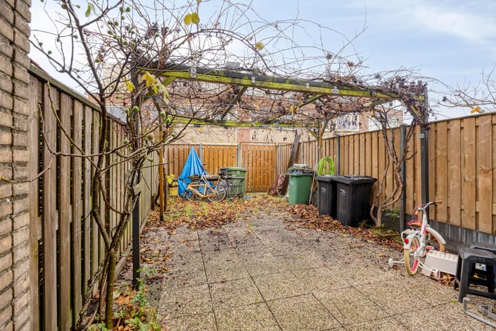 Photo 24 of Johanna Dekhuijzenstraat 14