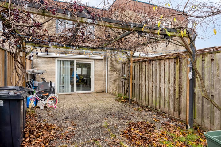 Photo 25 of Johanna Dekhuijzenstraat 14