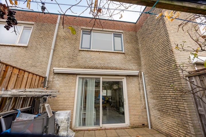 Photo 27 of Johanna Dekhuijzenstraat 14