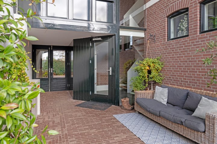 Foto 5 van D H Keuperweg 8