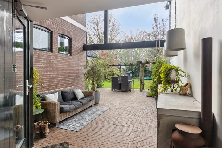 Foto 35 van D H Keuperweg 8