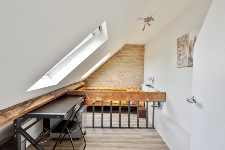 Foto 36 van D H Keuperweg 8