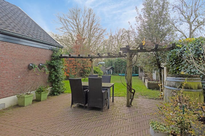 Foto 37 van D H Keuperweg 8