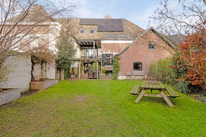 Foto 40 van D H Keuperweg 8