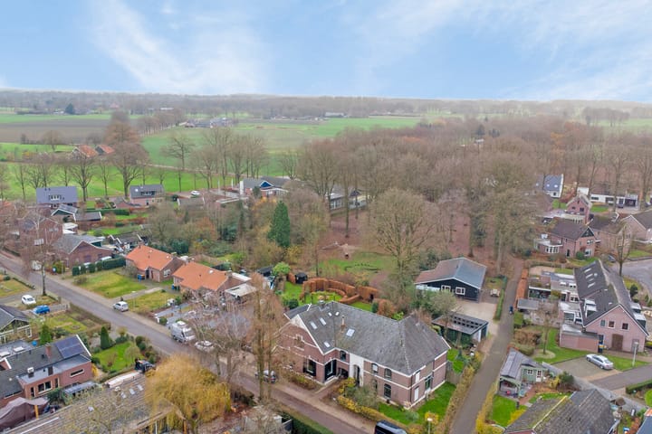 Foto 45 van D H Keuperweg 8