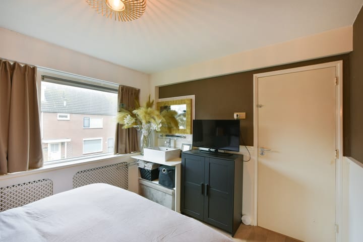 Foto 16 van Wethouder van Damlaan 55