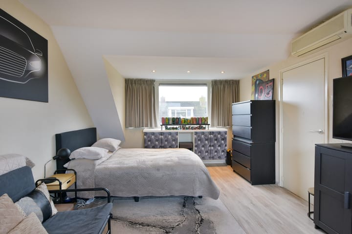 Foto 18 van Wethouder van Damlaan 55