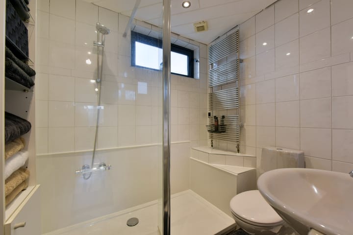 Foto 21 van Wethouder van Damlaan 55