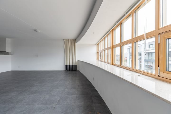 Foto 11 van Oosterweezenstraat 223