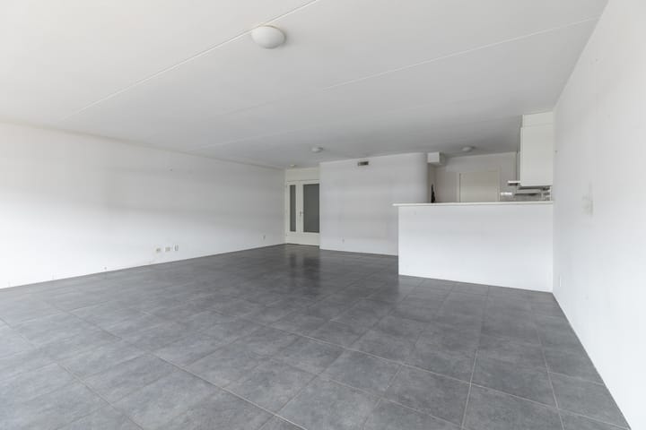 Foto 14 van Oosterweezenstraat 223