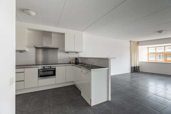 Foto 18 van Oosterweezenstraat 223