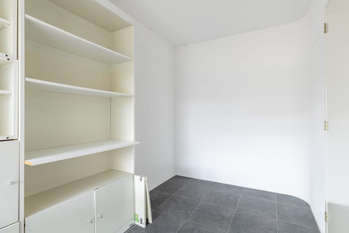 Foto 28 van Oosterweezenstraat 223