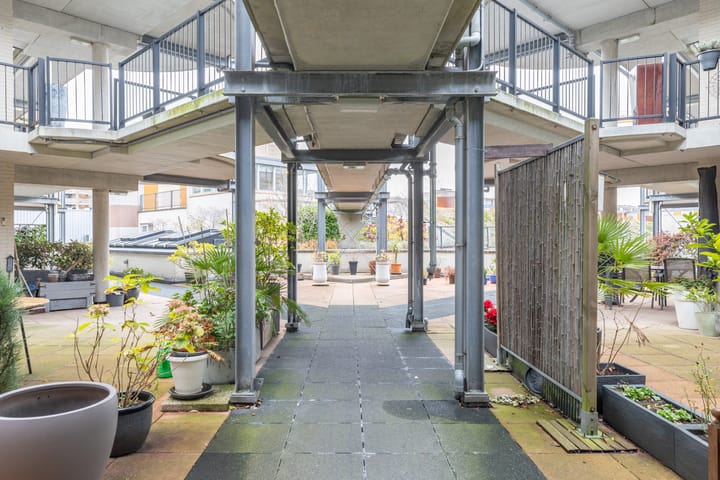 Foto 38 van Oosterweezenstraat 223