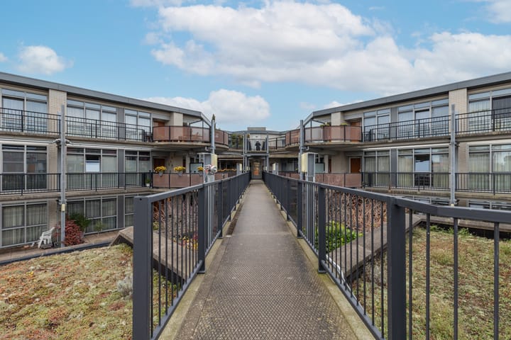 Foto 39 van Oosterweezenstraat 223