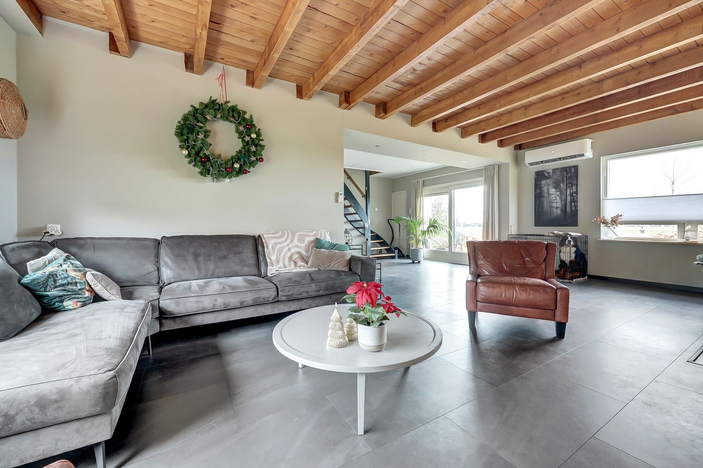 Photo 5 of Schrijversdijk 4-A