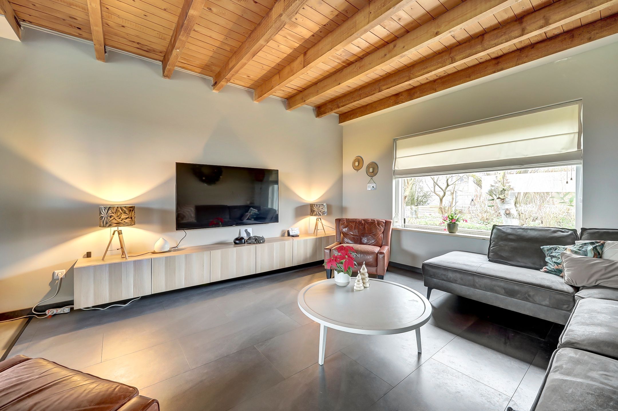 Photo 6 of Schrijversdijk 4-A