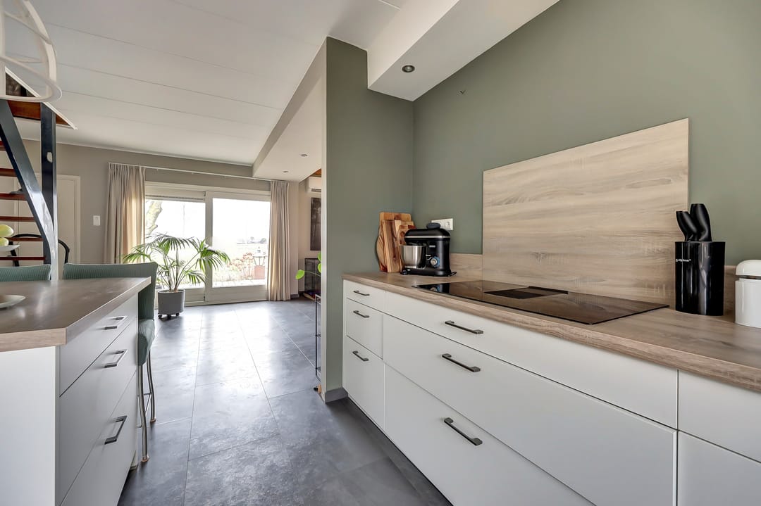 Photo 16 of Schrijversdijk 4-A