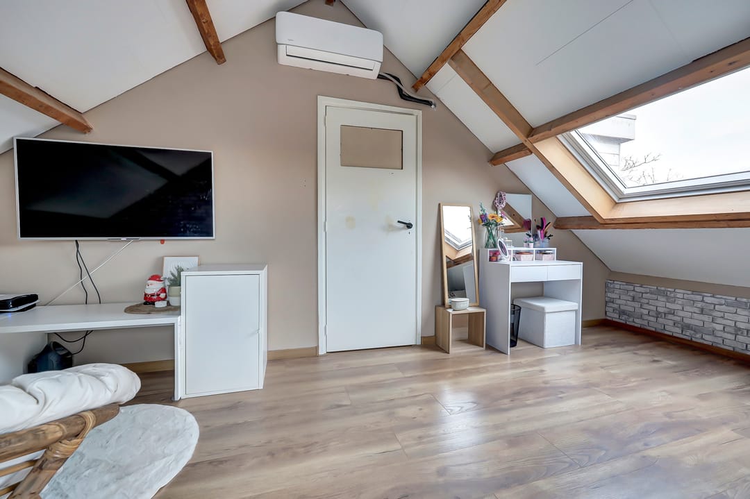 Photo 23 of Schrijversdijk 4-A