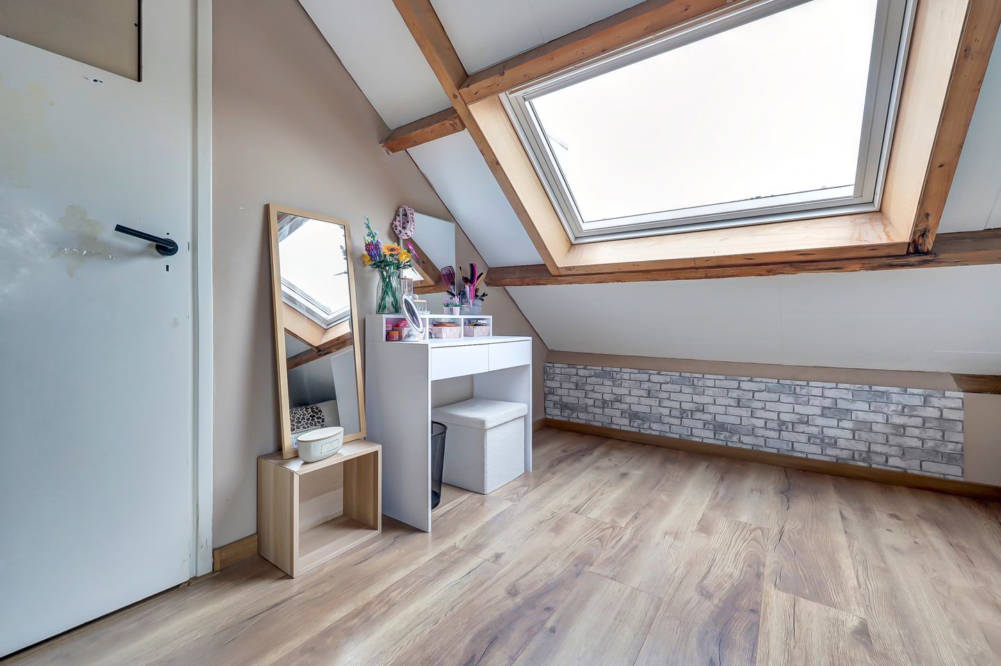 Photo 25 of Schrijversdijk 4-A