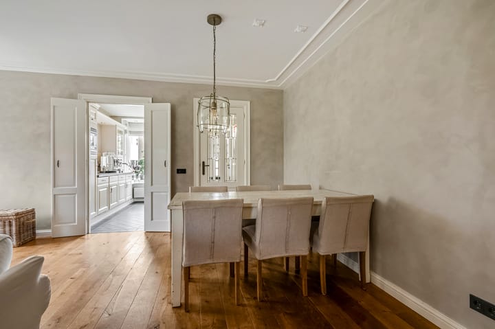 Photo 12 of Middellaan 32