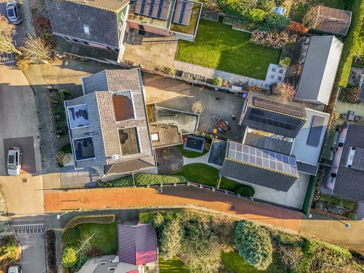 Photo 44 of Middellaan 32