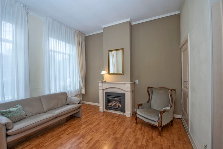 Photo 7 of Bornsestraat 90