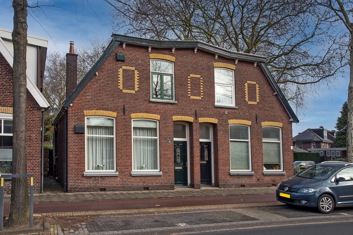 Photo 23 of Bornsestraat 90