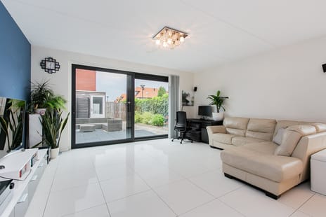 undefined main image