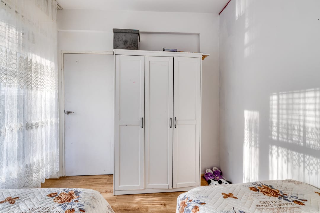 Photo 32 of Eastonstraat 41