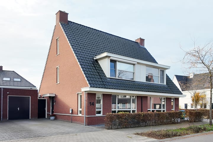 Photo 1 of Aquamarijn 14