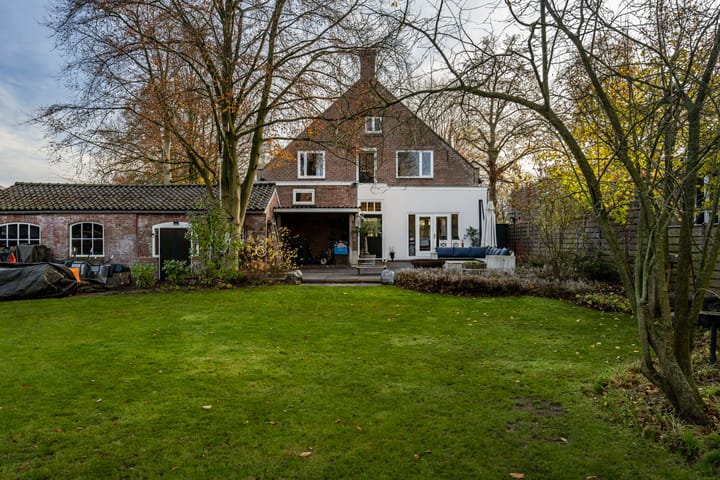 Photo 6 of Heuvelstraat 7