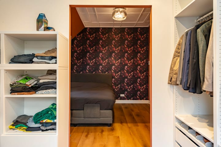 Photo 35 of Heuvelstraat 7