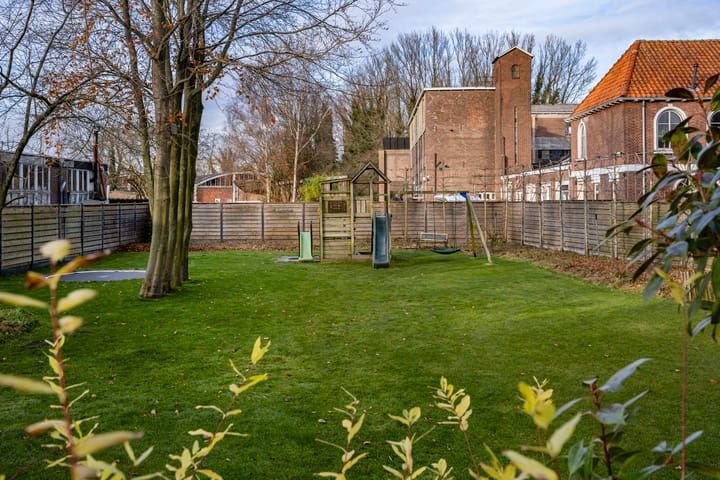 Photo 51 of Heuvelstraat 7