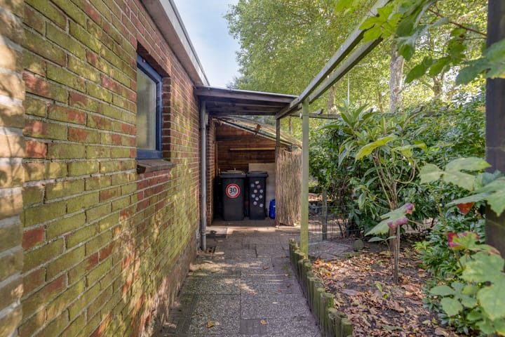 Photo 25 of Dr. Kuyperstraat 49