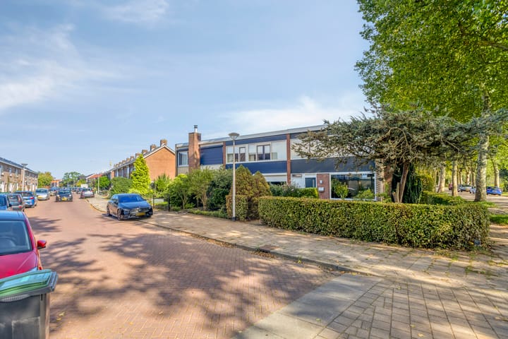 Photo 30 of Dr. Kuyperstraat 49