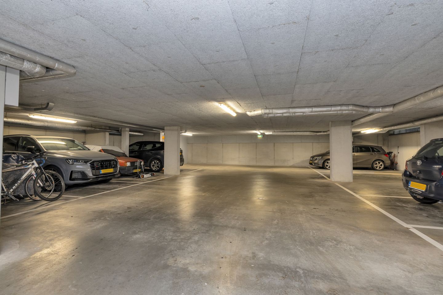 Photo 5 of Bernhardstraat 118