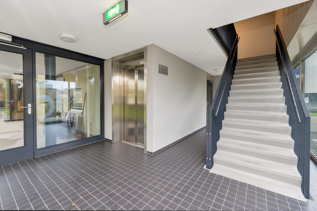 Photo 8 of Bernhardstraat 118