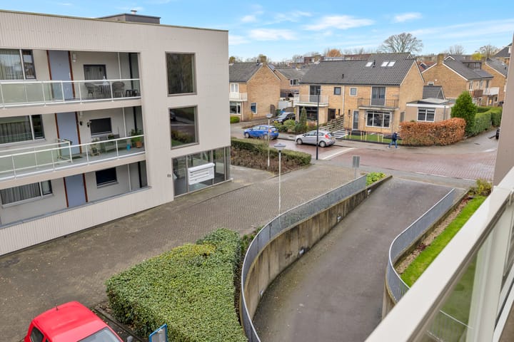 Foto 35 van Bernhardstraat 118