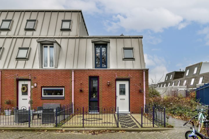 Foto 19 van Dwarsstraat 12