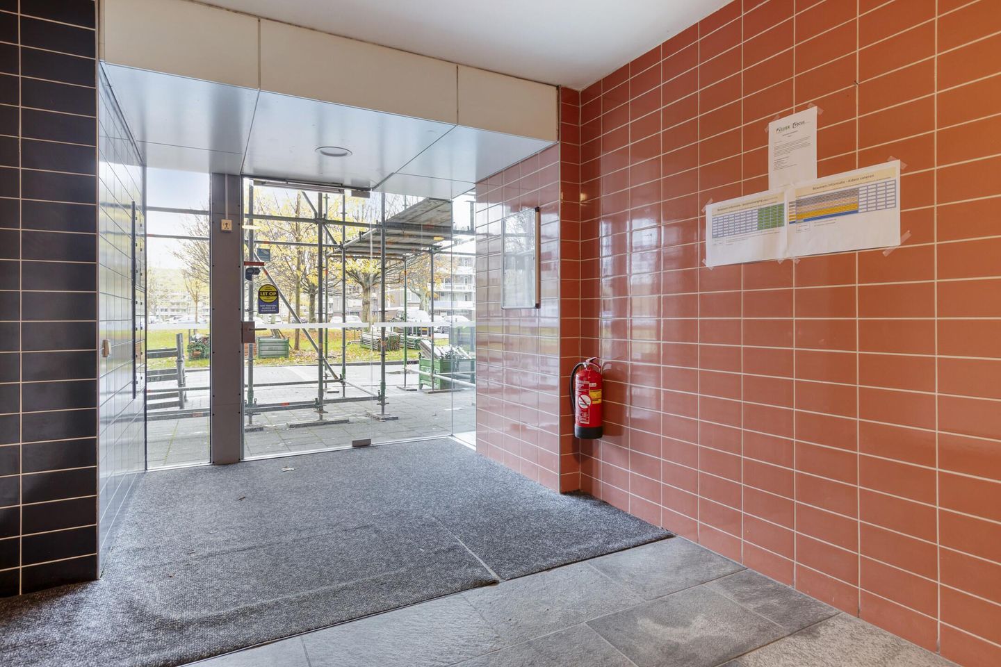 Photo 5 of Edmond Hellenraadstraat 42