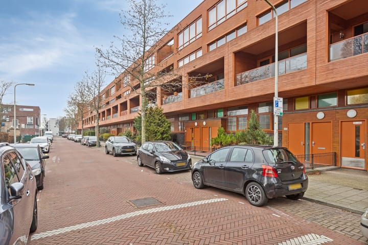 Foto 2 van Oosterhesselenstraat 325