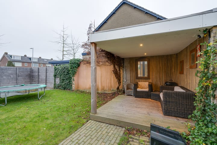 Foto 24 van Julianalaan 39