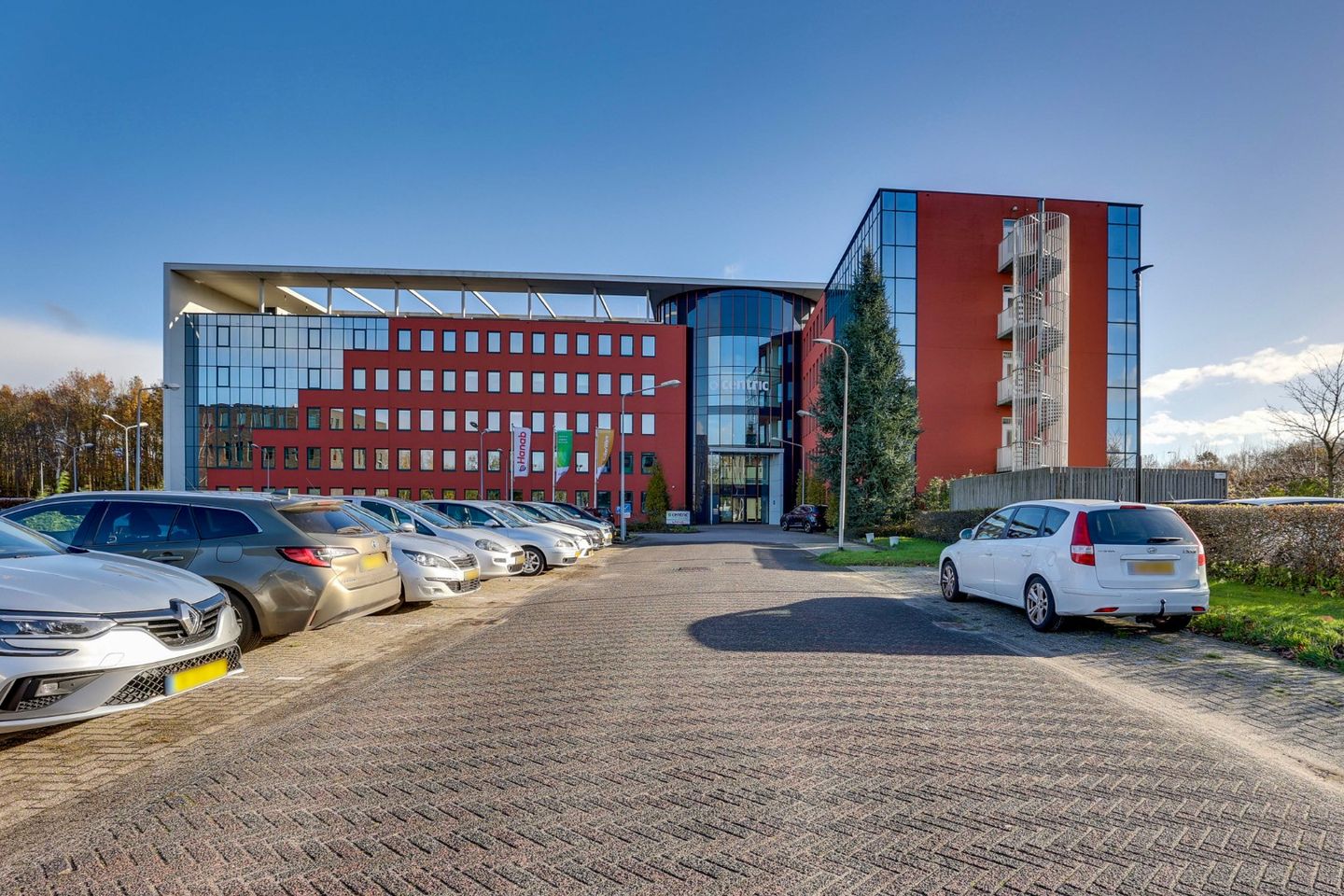 Bekijk foto 4 van Donau 12