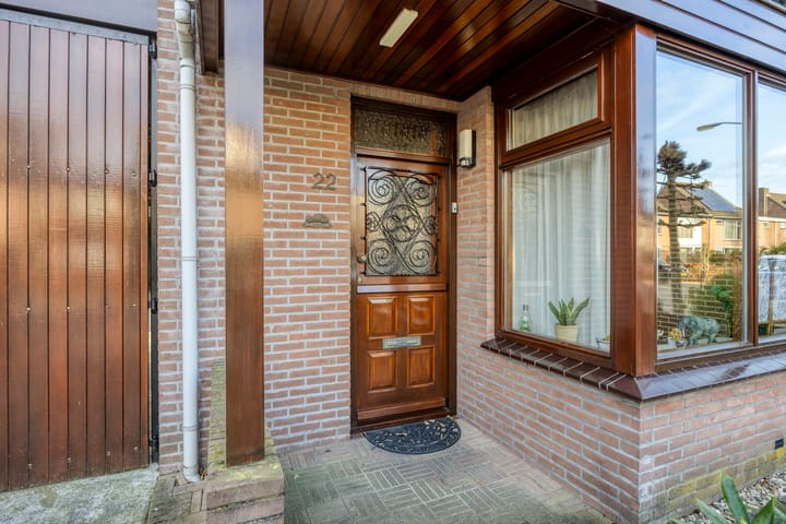 Photo 4 of Van Schendelstraat 22