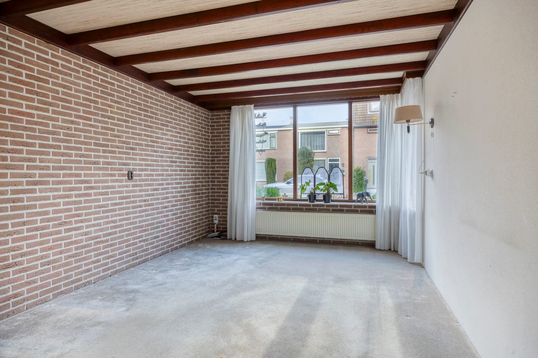 Photo 7 of Van Schendelstraat 22