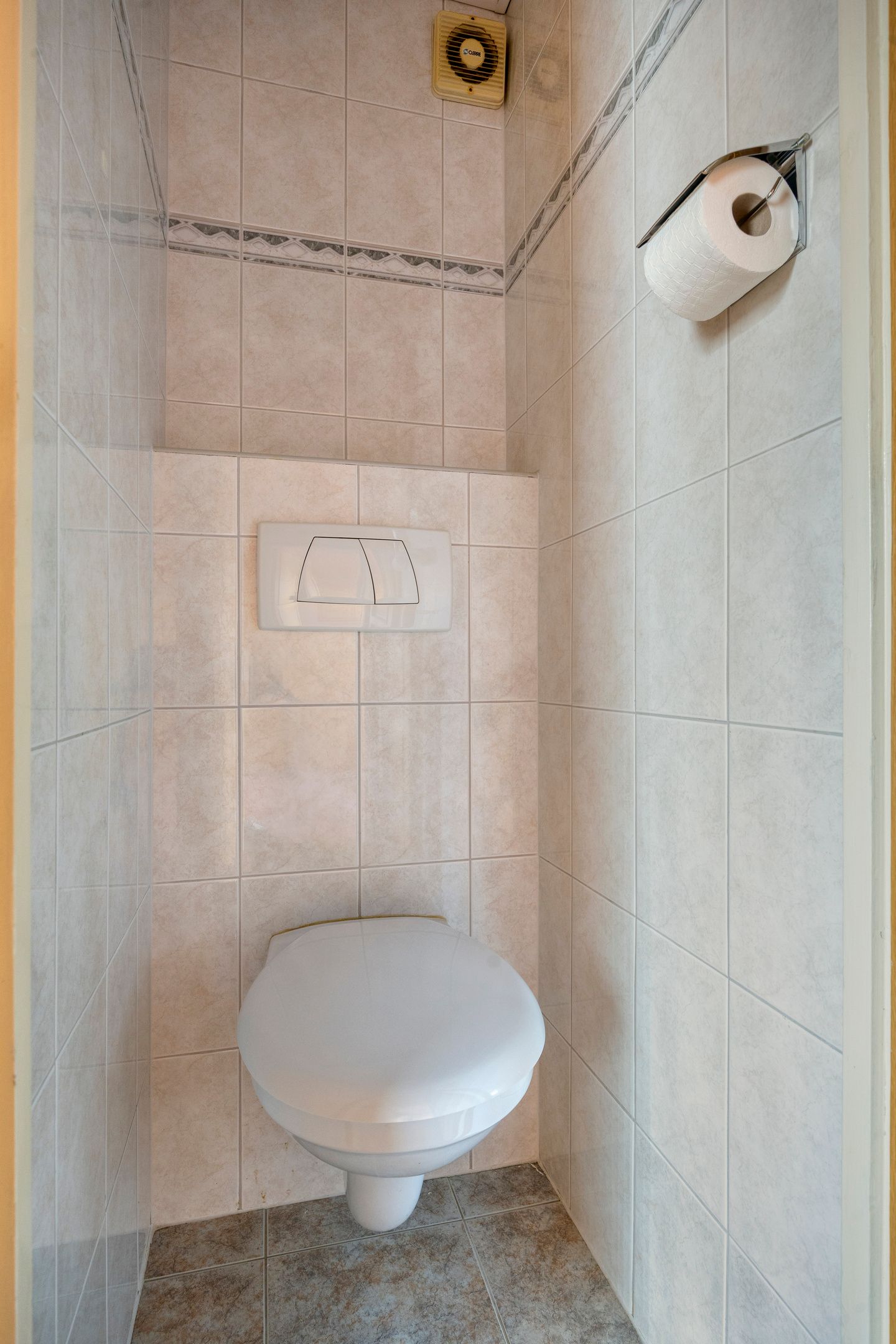 Photo 21 of Van Schendelstraat 22