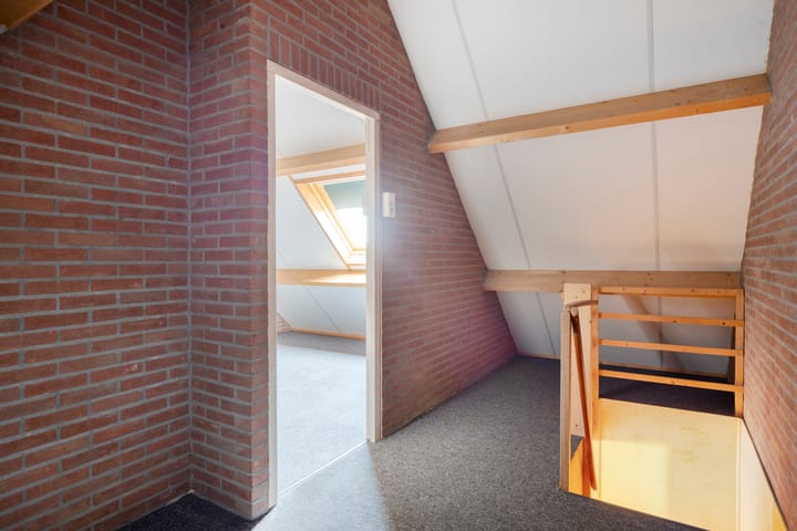 Foto 22 van Van Schendelstraat 22